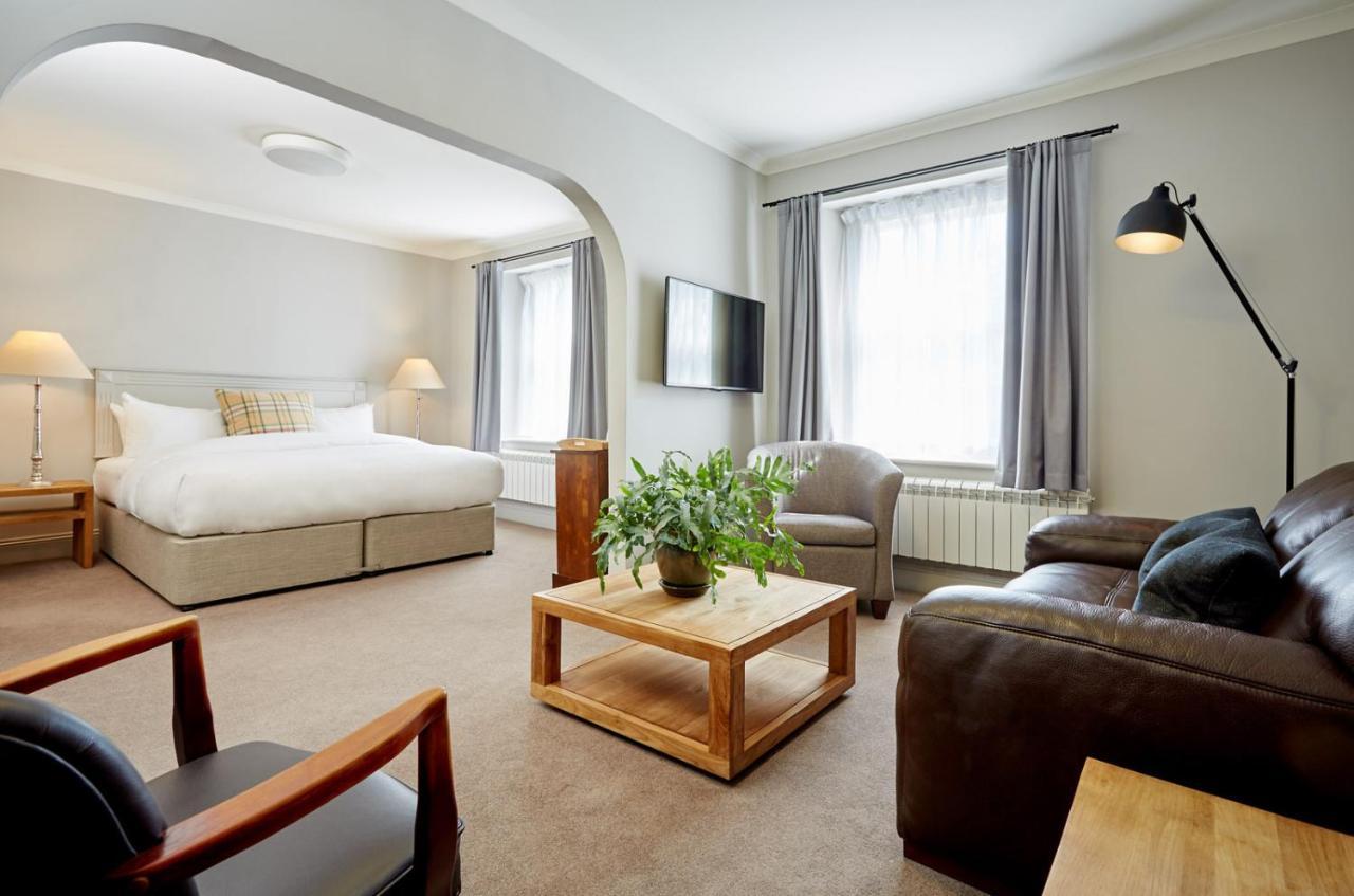 Abergavenny Hotel ภายนอก รูปภาพ