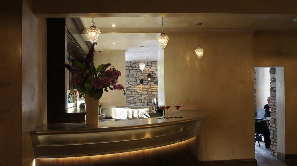 Abergavenny Hotel ภายนอก รูปภาพ